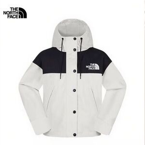 The North Face Reign On Women's Jacket Size Small